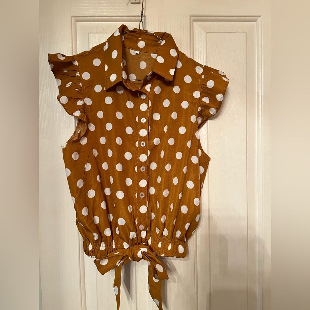 Mustard polka dot crop top tie front size L